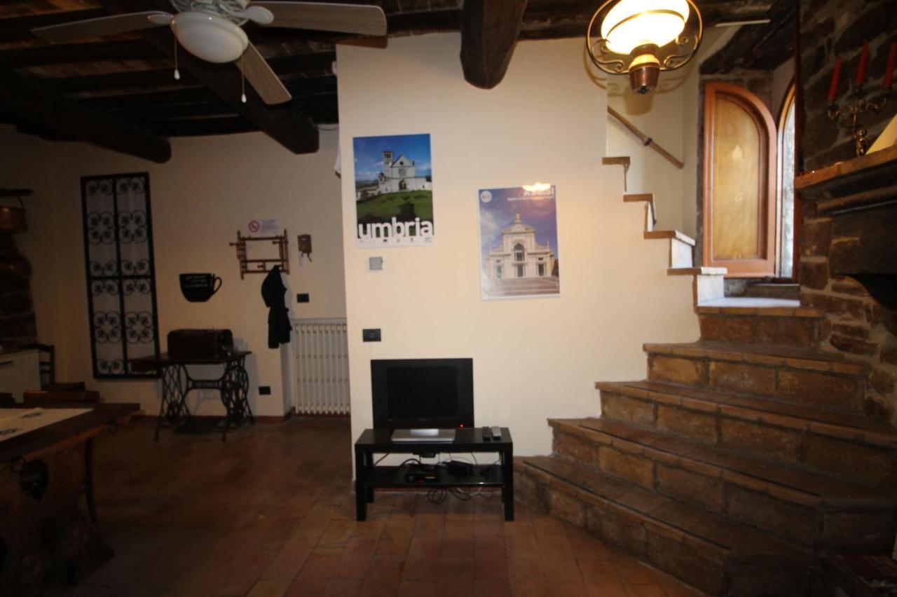 Apartament Nonna Flo Asyż Zewnętrze zdjęcie
